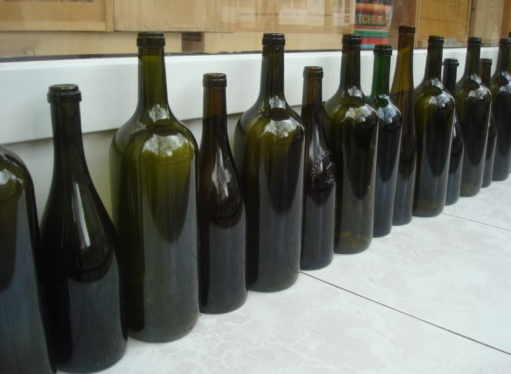 What different wine bottle sizes are called?